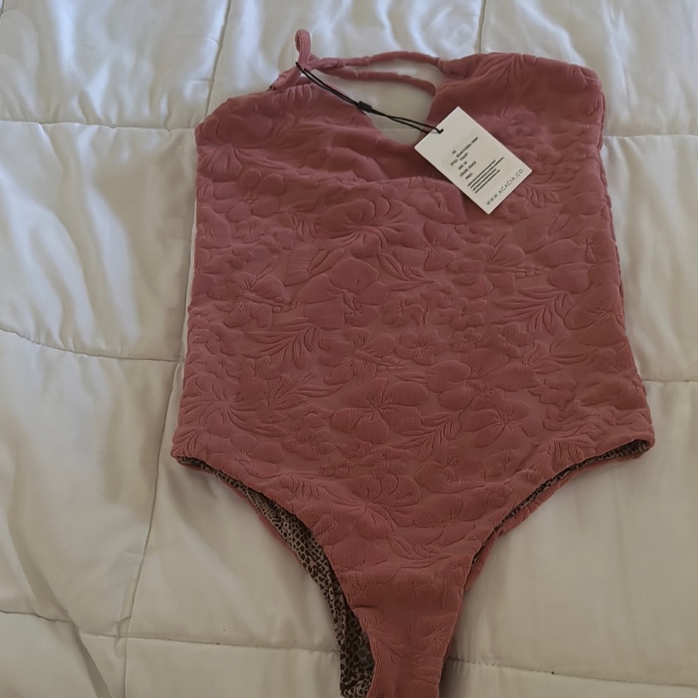 Acacia Selah floral terry M peach nwt